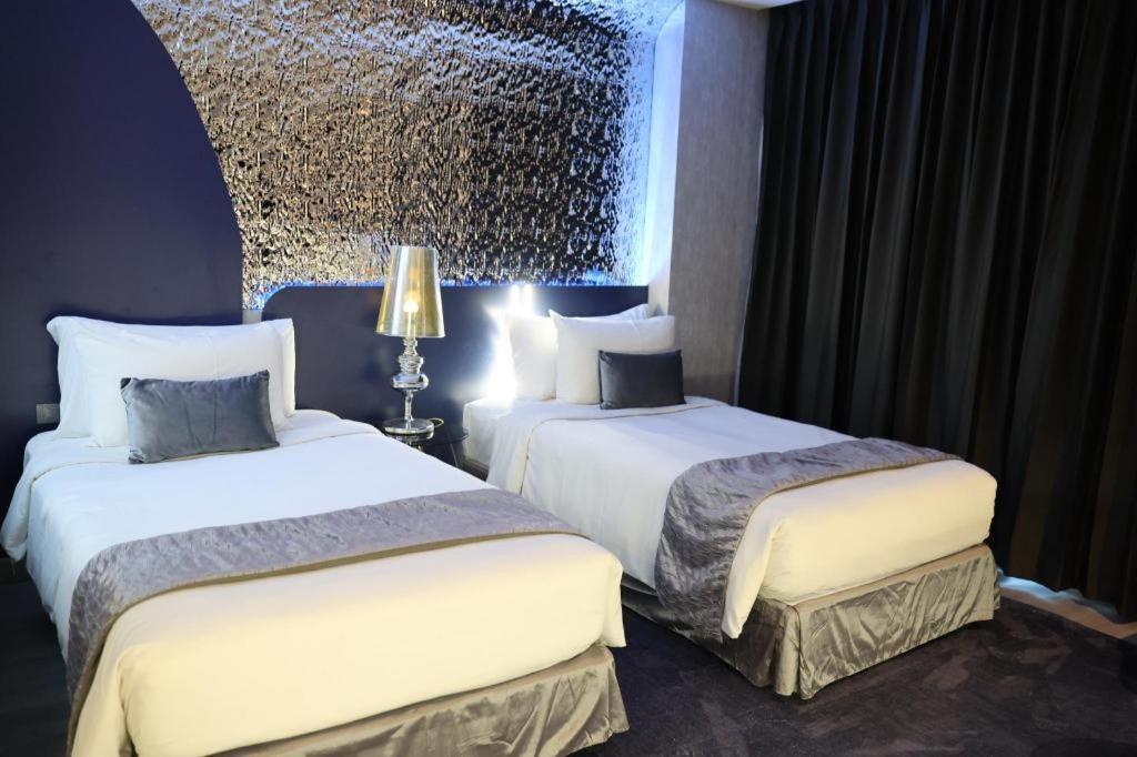 Glacier Hotel Khon Kaen Bagian luar foto