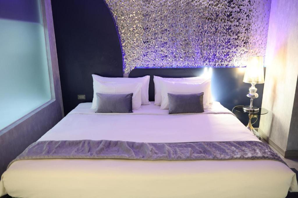 Glacier Hotel Khon Kaen Bagian luar foto