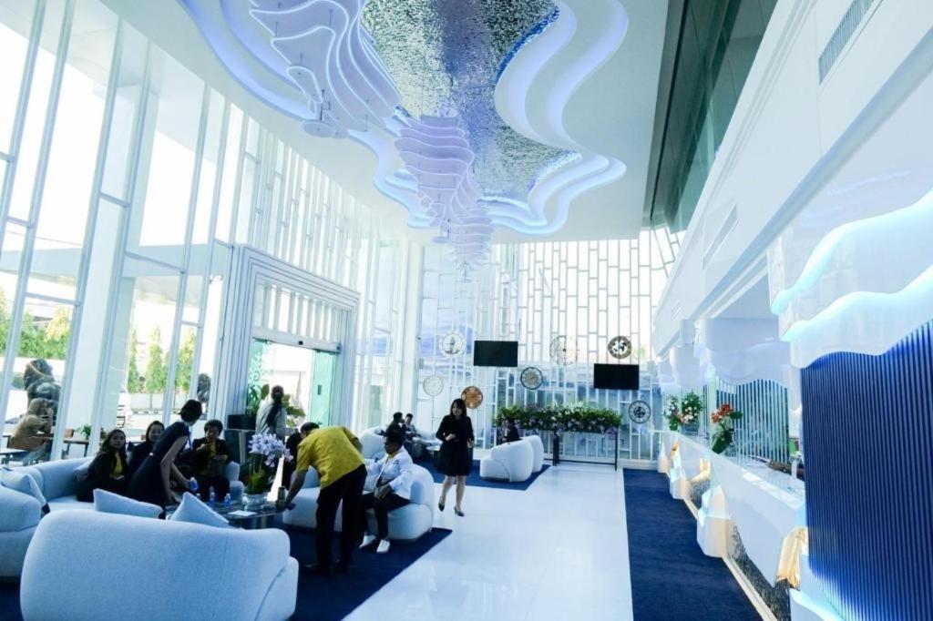 Glacier Hotel Khon Kaen Bagian luar foto