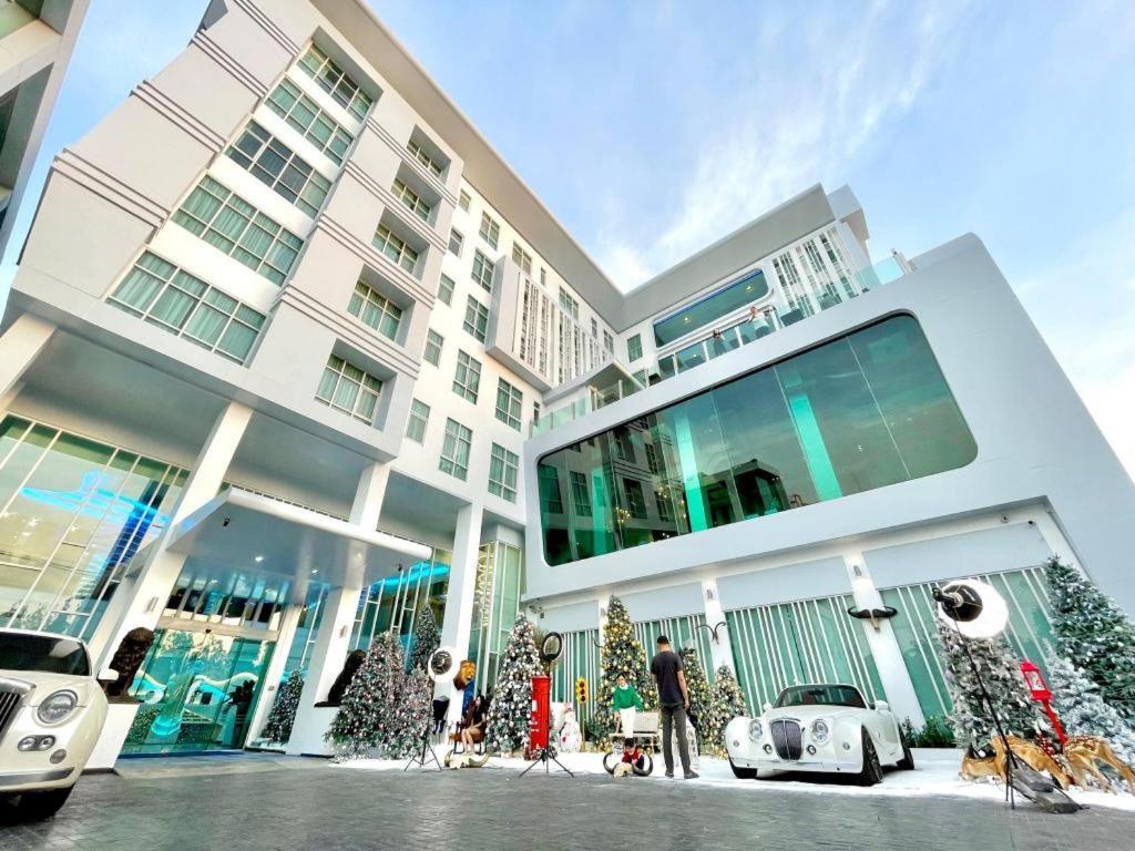 Glacier Hotel Khon Kaen Bagian luar foto