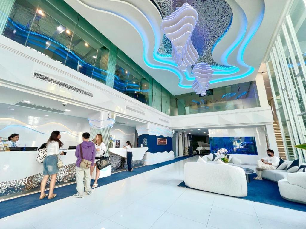 Glacier Hotel Khon Kaen Bagian luar foto