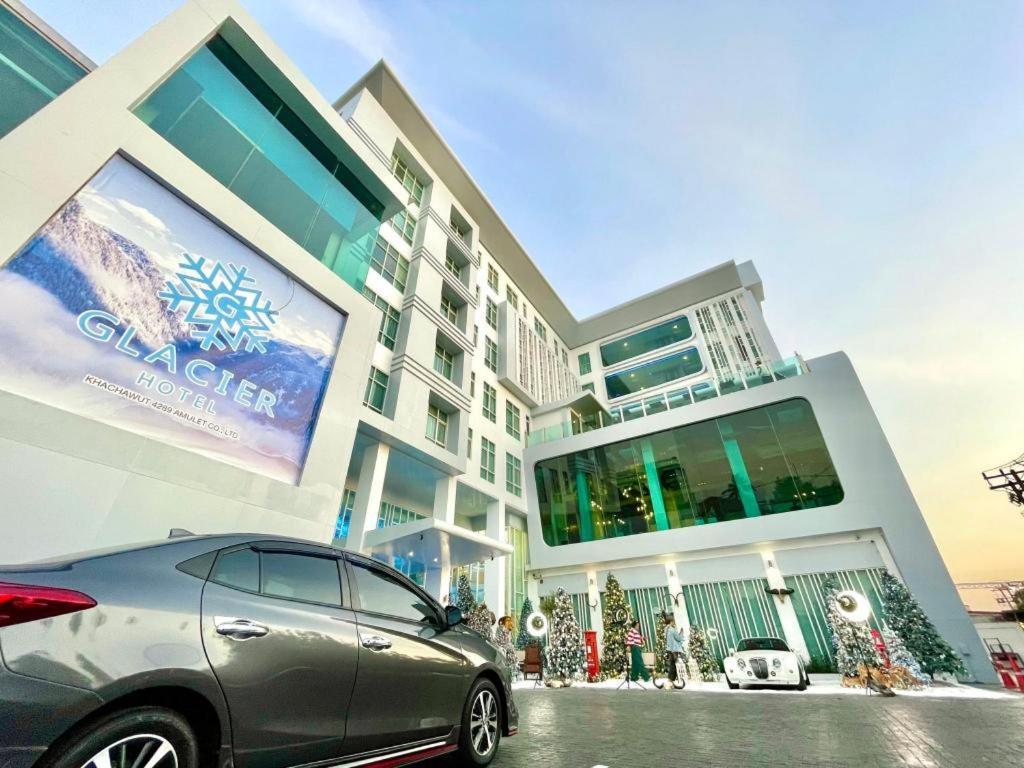 Glacier Hotel Khon Kaen Bagian luar foto