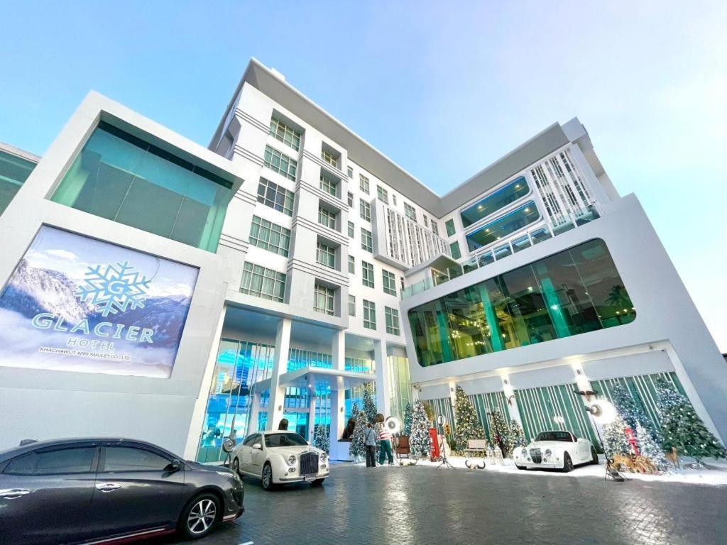 Glacier Hotel Khon Kaen Bagian luar foto